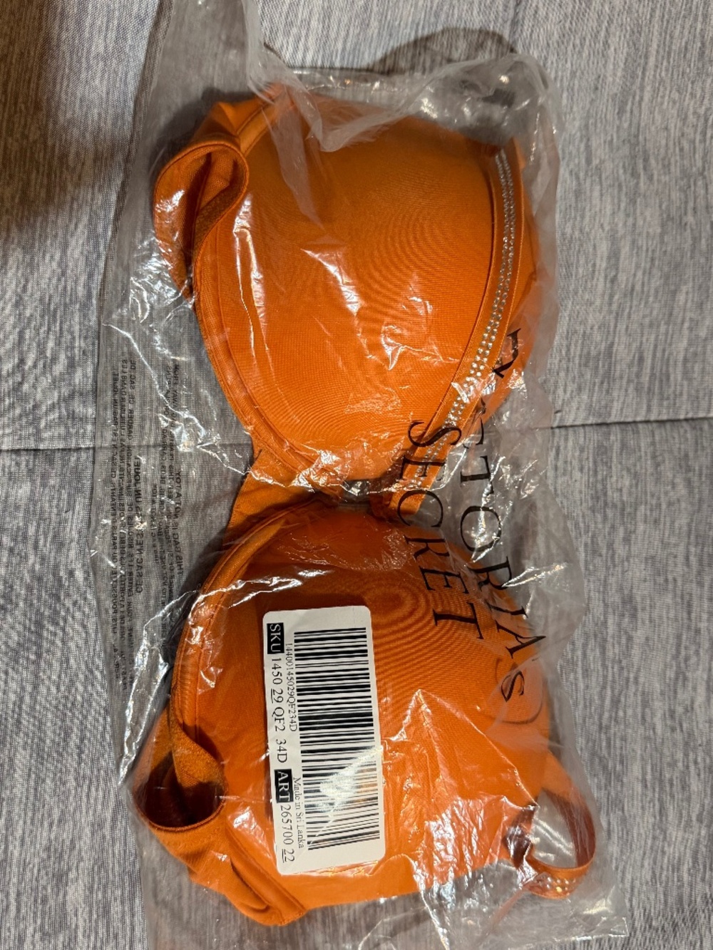 Victoria’s Secret 34D Wear Everywhere Super Push-Up Bra